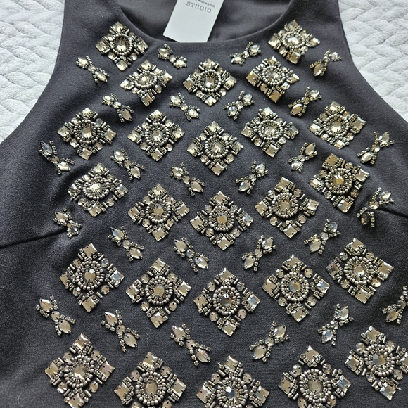 Club Monaco Deslyn Black Sleeveless Top Size 4 - Picture 2 of 11